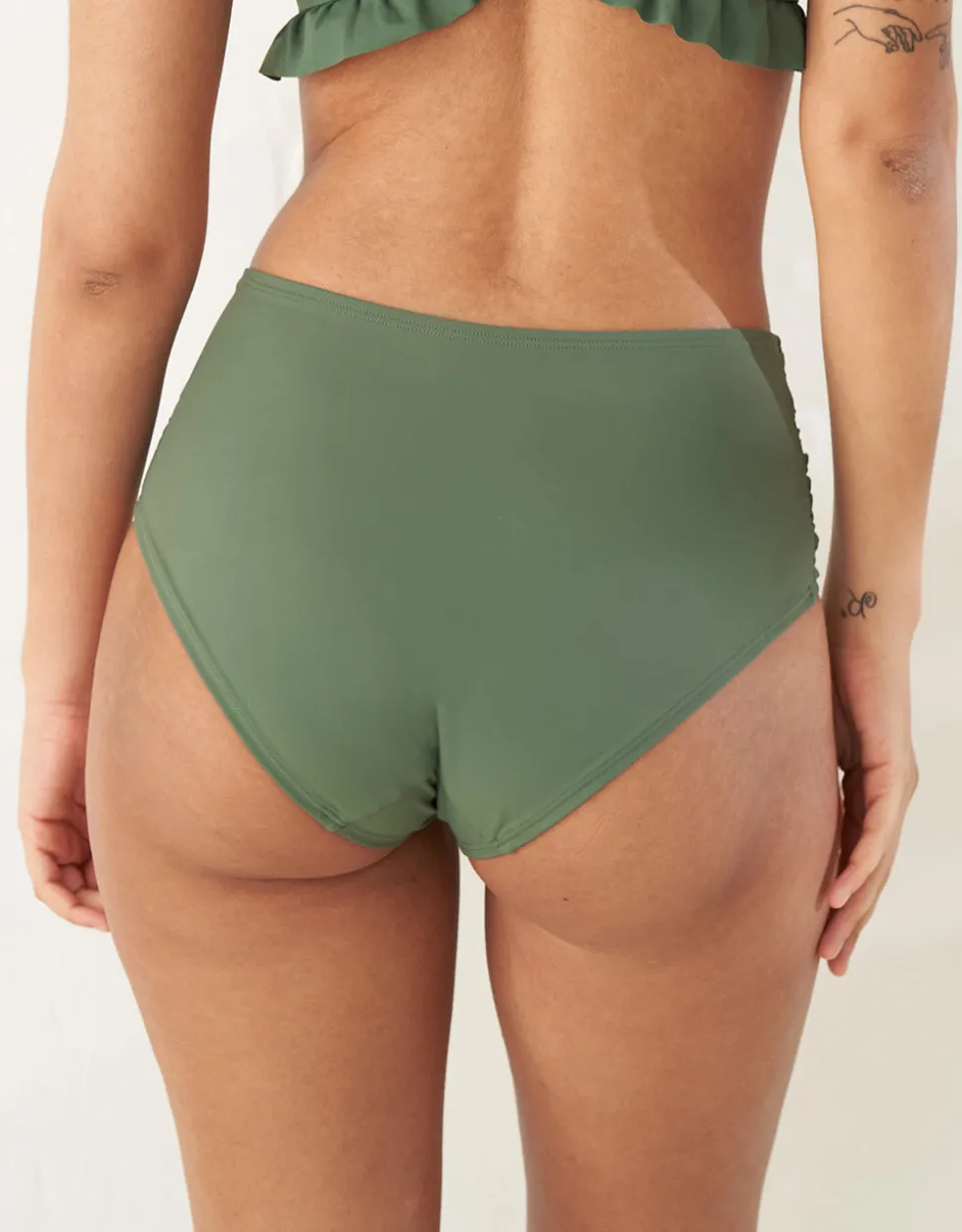 Bikini-High-Panty Valencia olive