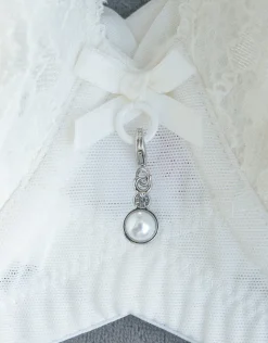 Bra Charm Diamond Pearl