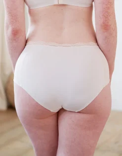 High-Panty Clara powder