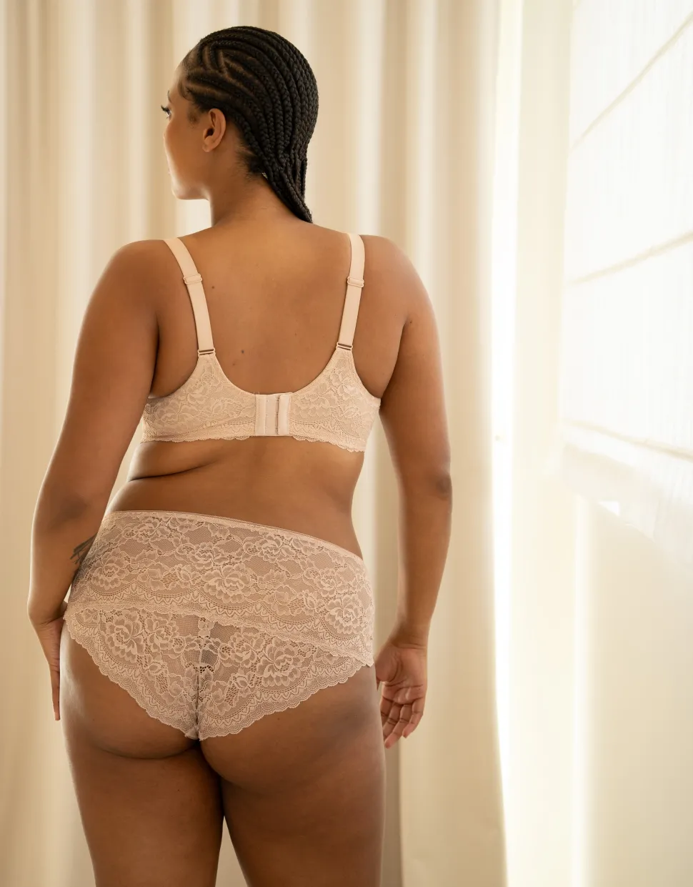 High-Panty Lace Basic cappuccino