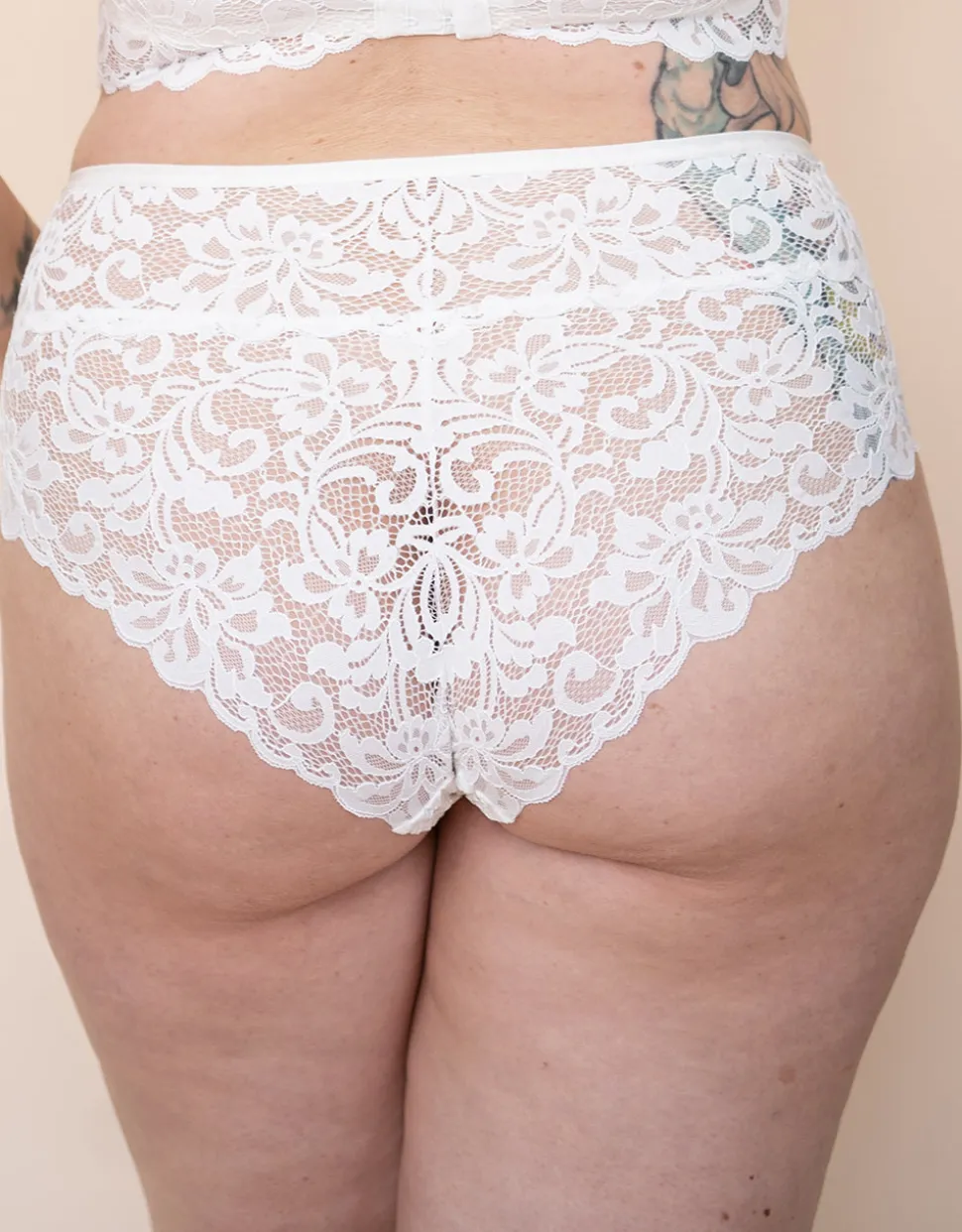 High-Panty True Luna day