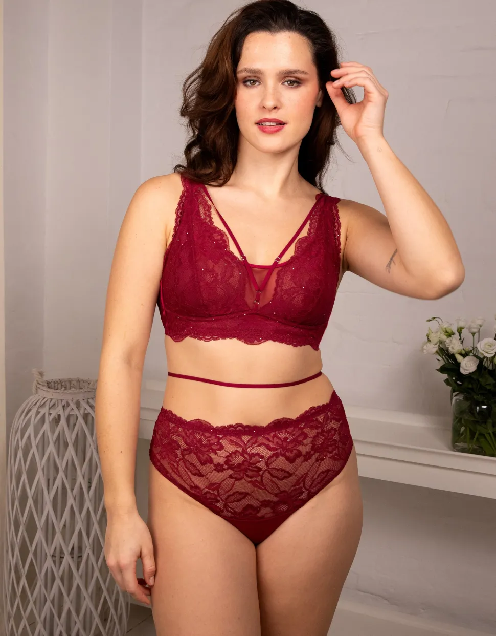 High-String Glam bordeaux