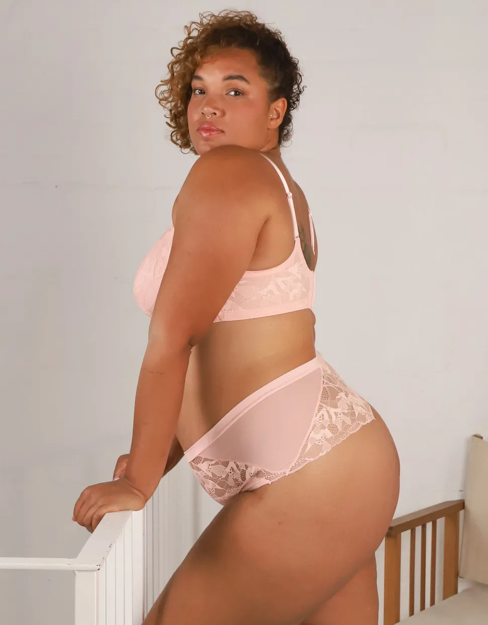 High-String Gracy blush