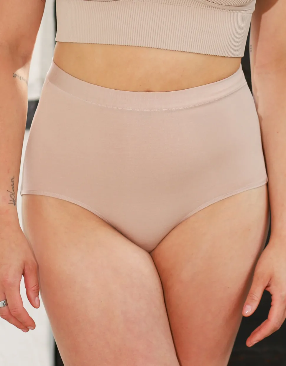High-Waist-Panty Cozy Basic sand