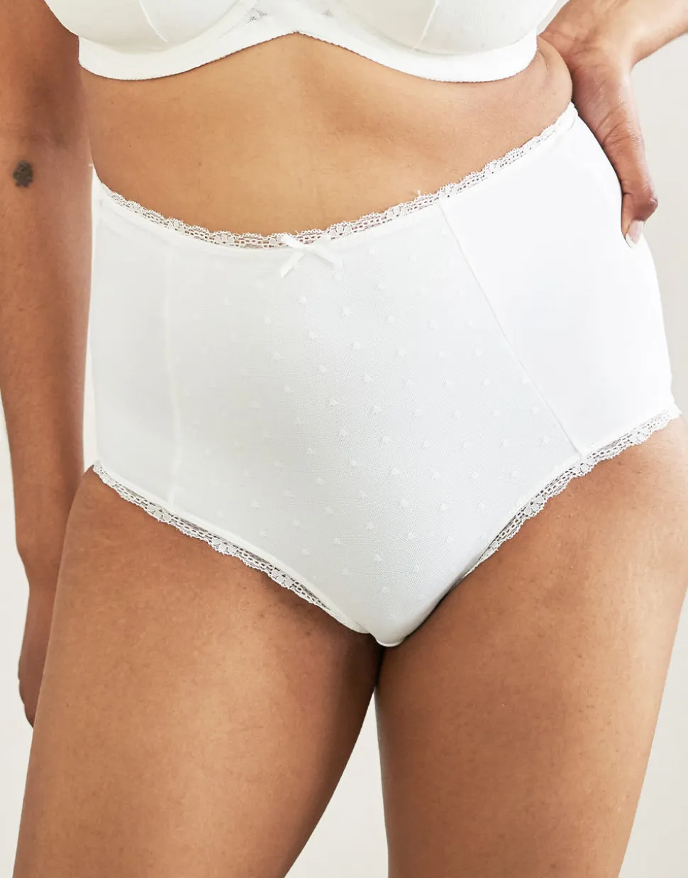 High-Waist-Panty Diamond ivory