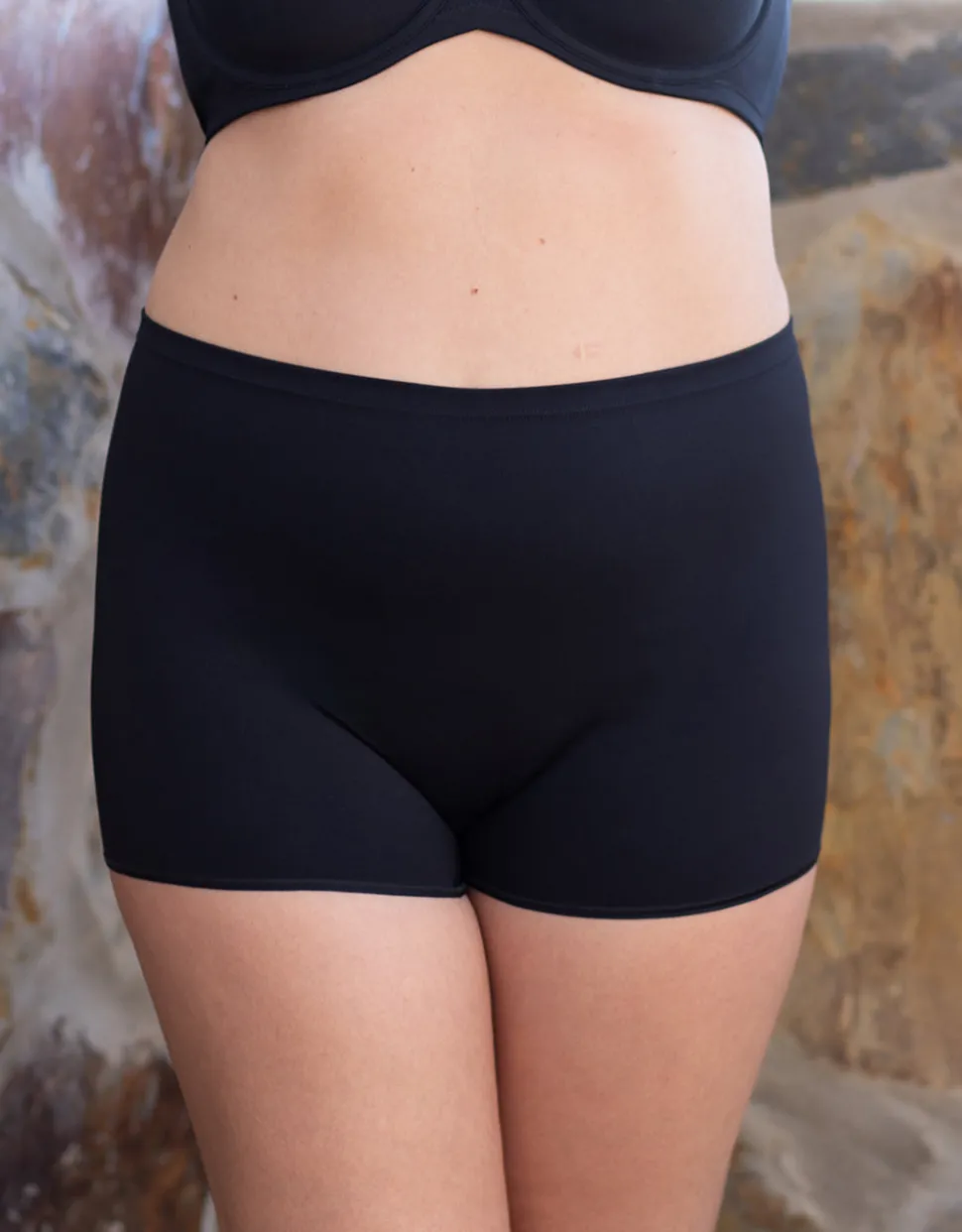 High-Waist-Shorts Basic black