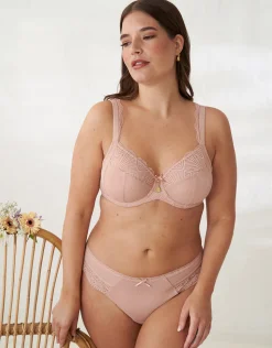 String Clara rose