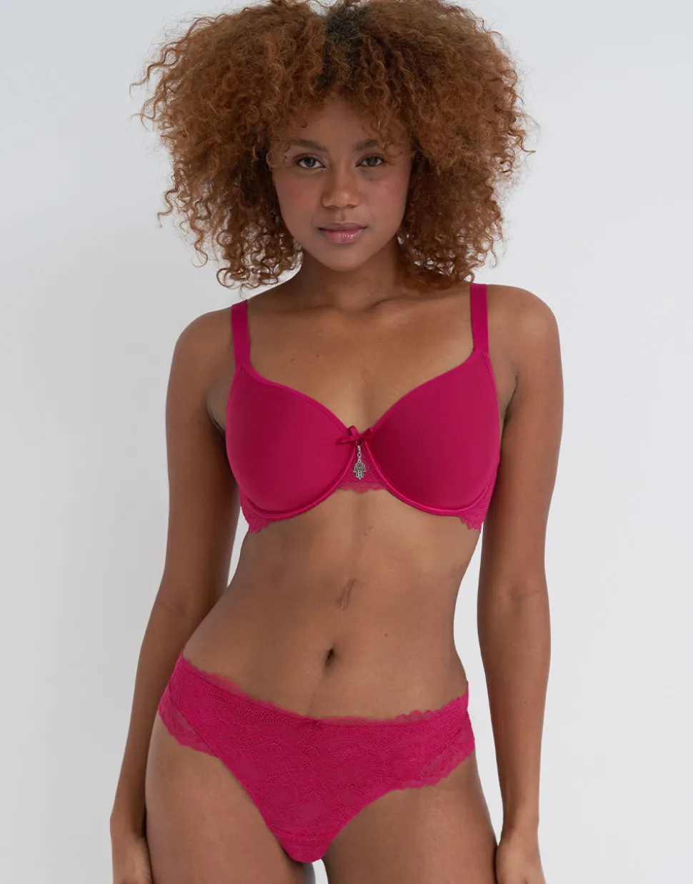 String Lucy raspberry