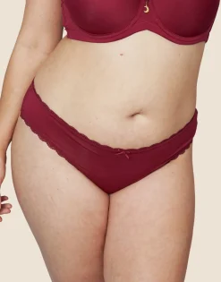 String Pure Basic bordeaux