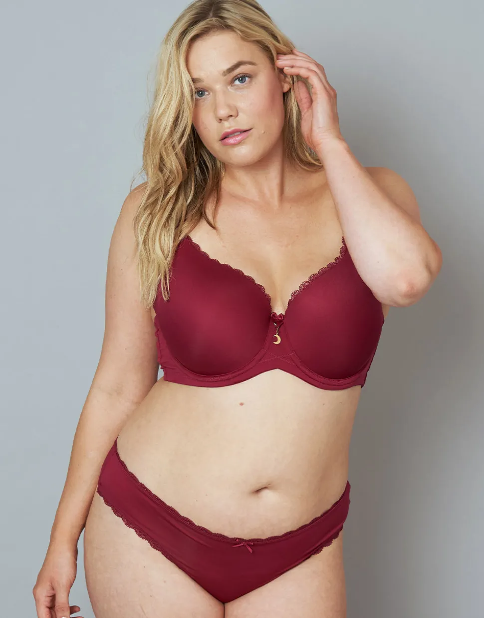 String Pure Basic bordeaux